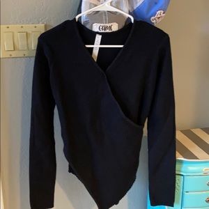 Lululemon black sweater 🤍❤️💙!!